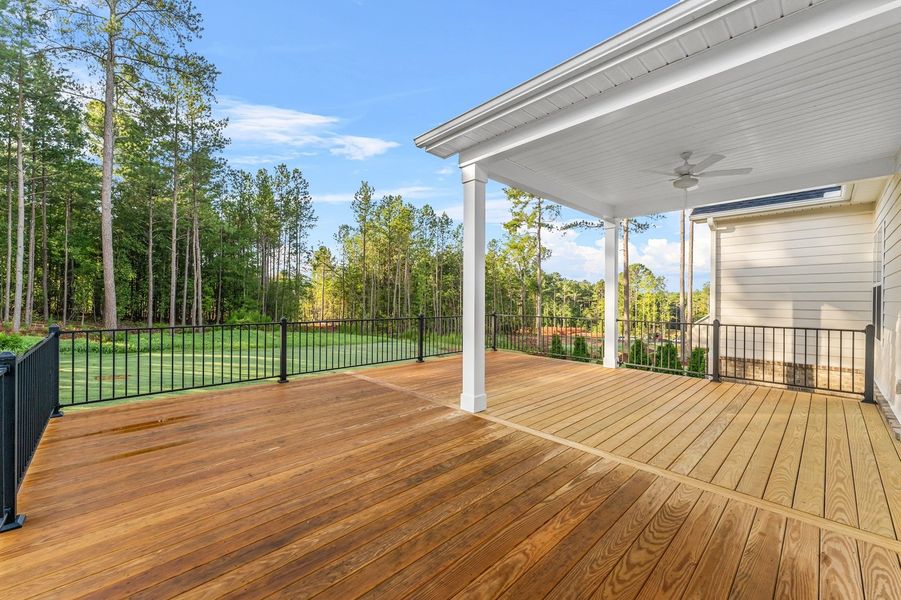 Image 46 of a home in Suter Estates. Image 46 of a home in Suter Estates.