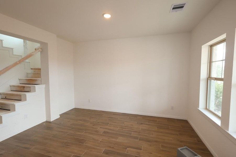 Spacious, unfurnished interior of a new home in Escondido 50' Homesites, Magnolia (Image 9). Spacious, unfurnished interior of a new home in Escondido 50' Homesites, Magnolia (Image 9).