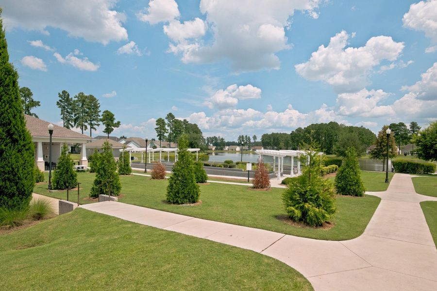 Community amenities in , Summerville (Image 44). Community amenities in , Summerville (Image 44).