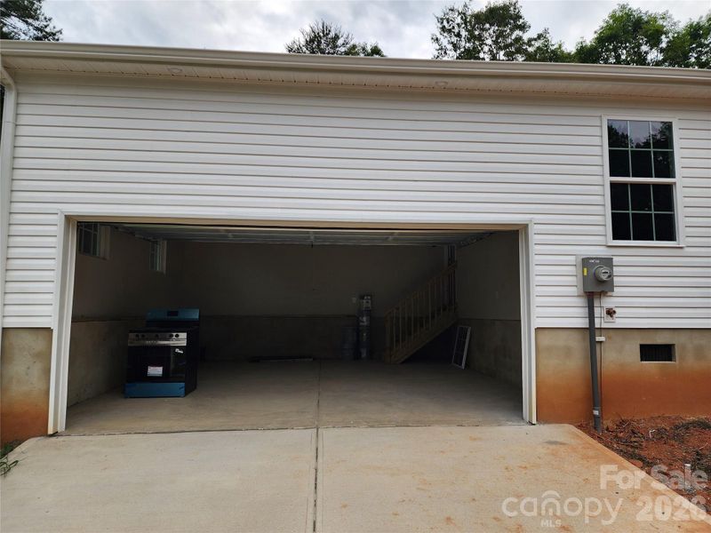 2 Car Garage