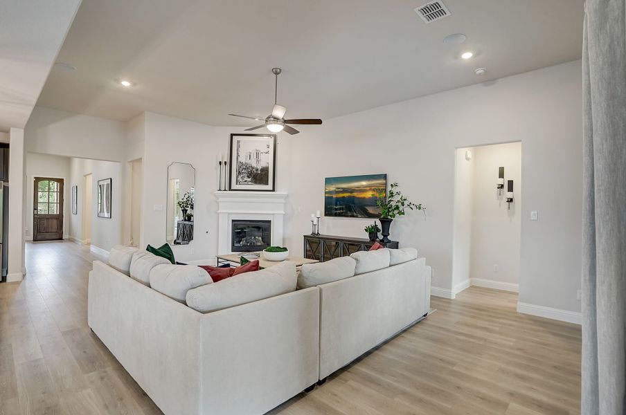Furnished interior view inside a new home in Cross Creek Meadows, Celina (Image 10).