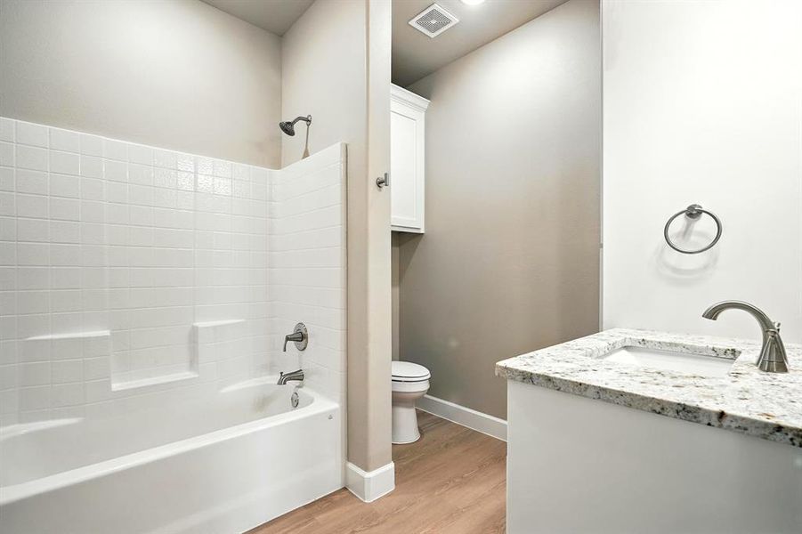 Furnished interior view inside a new home in , Abilene (Image 5).