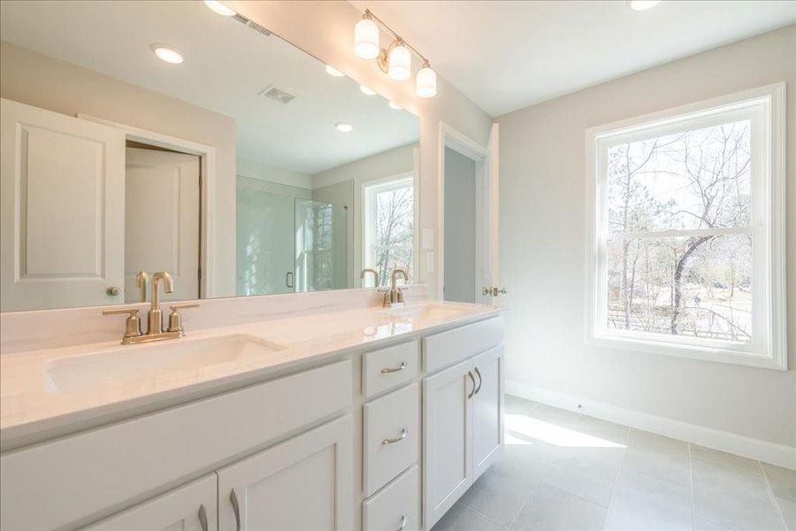 Furnished interior view inside a new home in Cherokee Township, Acworth (Image 5).