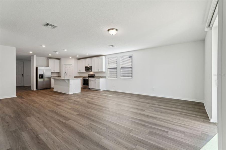 Spacious, unfurnished interior of a new home in The Meadow at Crossprairie, St. Cloud (Image 37).