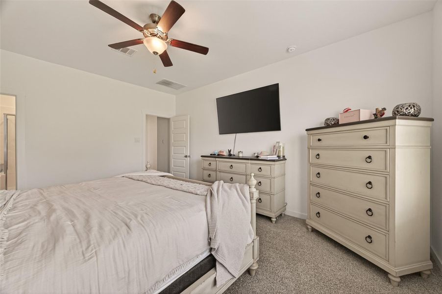 Furnished interior view inside a new home in Westland Ranch 50' Homesites, League City (Image 34).