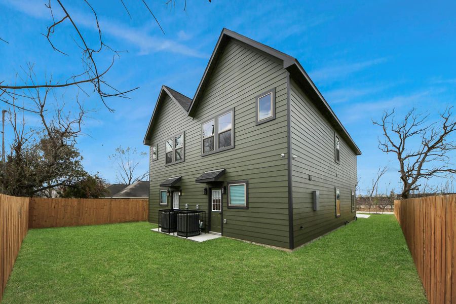 Exterior details and patio area of a home in , Houston (Image 22).