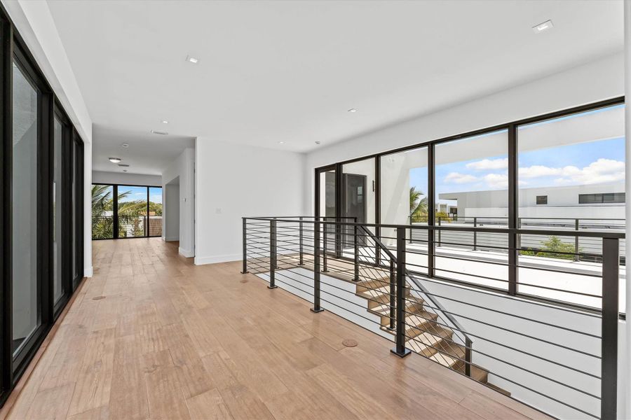 Spacious, unfurnished interior of a new home in , Weston (Image 22).