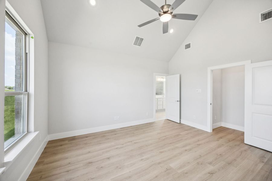 Representative unfurnished interior of a home built from the Verona by Centre Living Homes in Ellis Ranch Estates, Waxahachie (Image 29). Representative unfurnished interior of a home built from the Verona by Centre Living Homes in Ellis Ranch Estates, Waxahachie (Image 29).