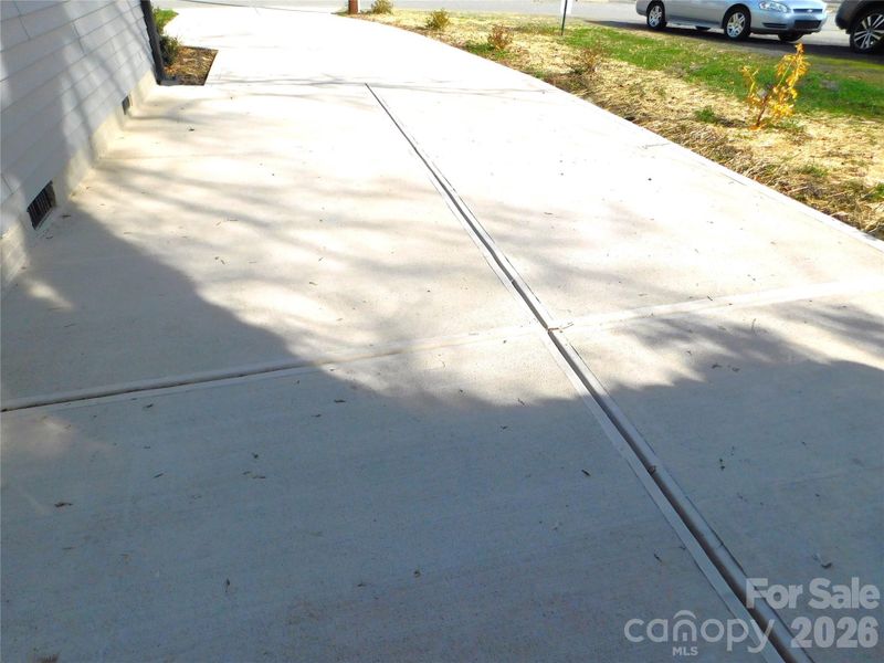 Exterior details and patio area of a home in , Stanley (Image 32).