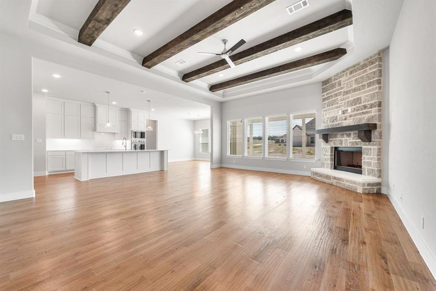 Spacious, unfurnished interior of a new home in King Crossing Estates, Van Alstyne (Image 21). Spacious, unfurnished interior of a new home in King Crossing Estates, Van Alstyne (Image 21).