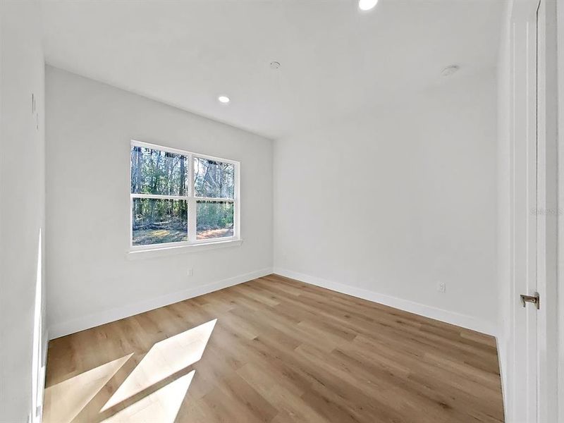 Spacious, unfurnished interior of a new home in , Brooksville (Image 40).