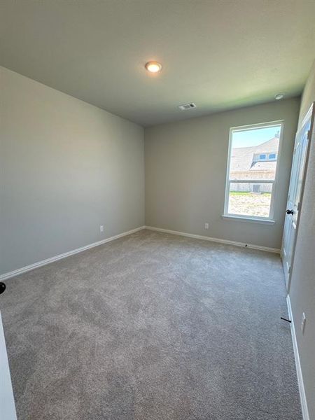 Spacious, unfurnished interior of a new home in Cedar Ridge Estates, Anna (Image 17).