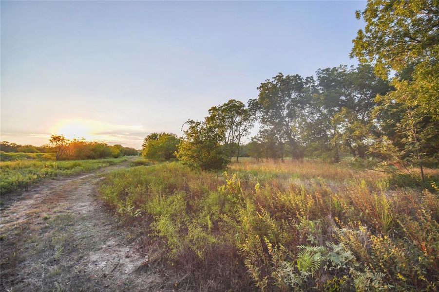Natural landscape and outdoor views near in Perrin (Image 22). Natural landscape and outdoor views near in Perrin (Image 22).