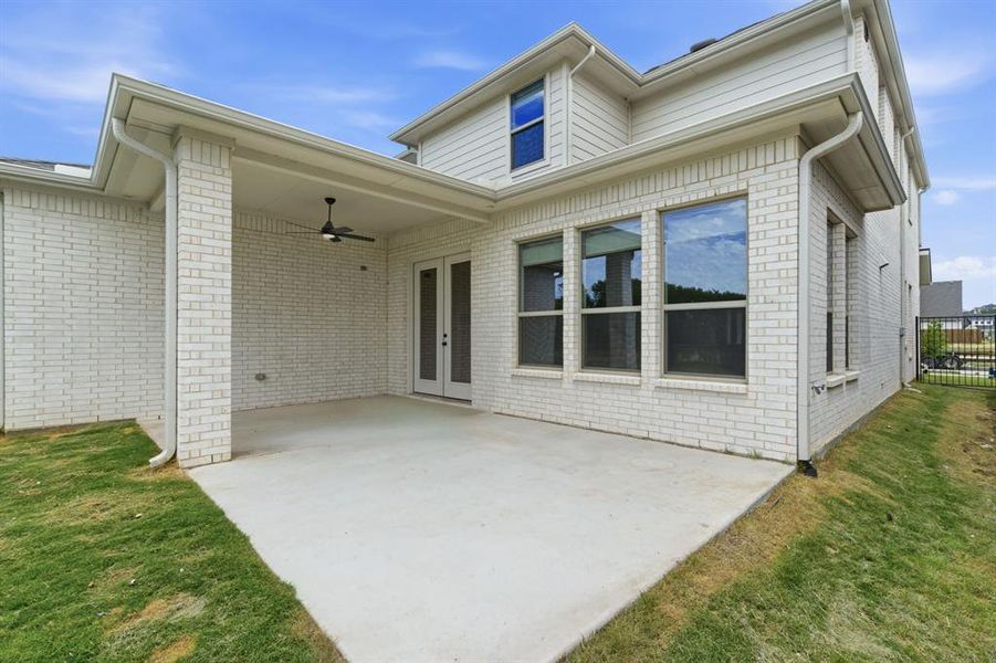 Exterior details and patio area of a home in , Aledo (Image 4).