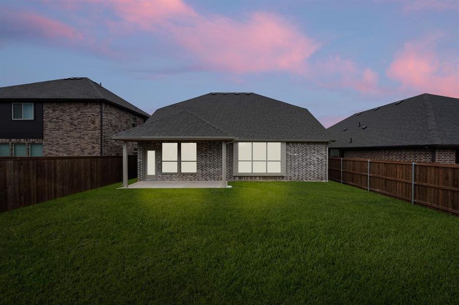 7736 Gatevine- Back-2 7736 Gatevine- Back-2