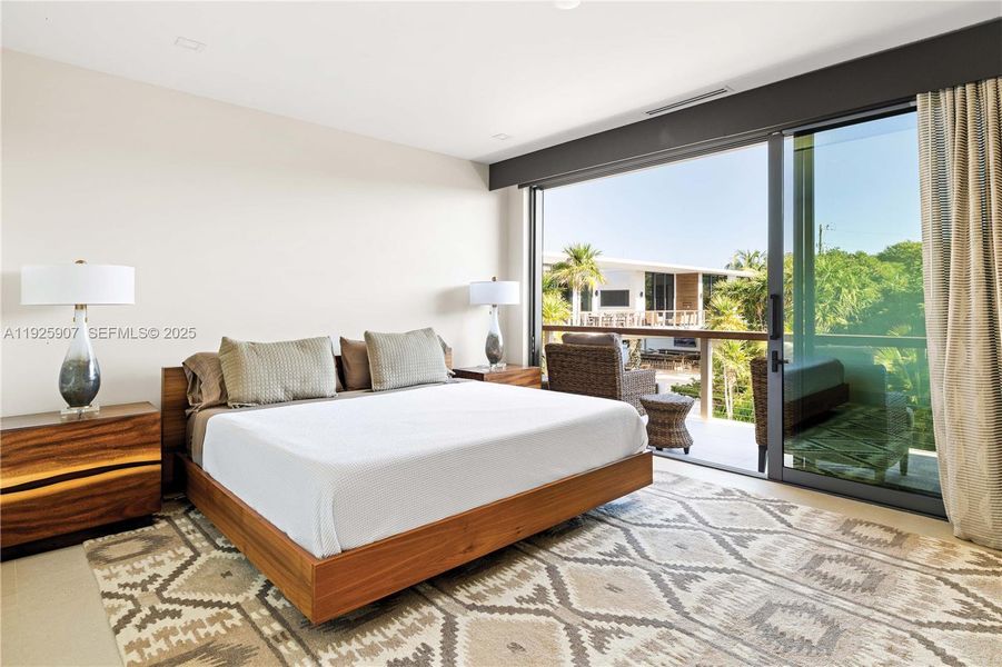 Furnished interior view inside a new home in , Marathon (Image 7).