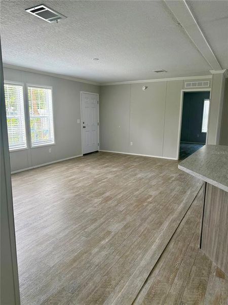 Spacious, unfurnished interior of a new home in , Zephyrhills (Image 15).