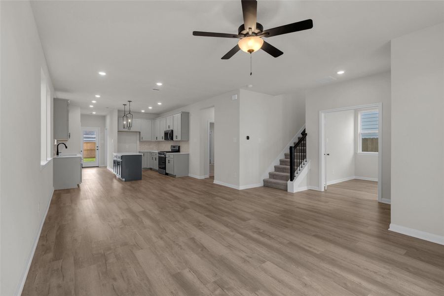 Spacious, unfurnished interior of a new home in Elyson, Katy (Image 25).