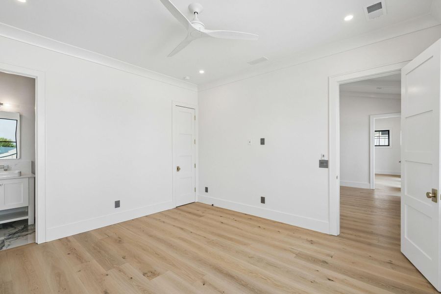 Spacious, unfurnished interior of a new home in , Isle Of Palms (Image 56).
