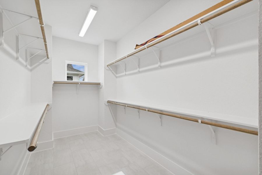 Spacious, unfurnished interior of a new home in Easthaven at Bridgeland Central - Vision Collection, Cypress (Image 23).