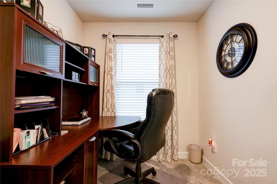 Furnished interior view inside a new home in , Shelby (Image 27).
