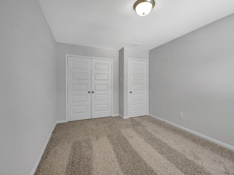 Photo is not of the actual home, but is an inspirational photo of builder’s model home and may depict options, furnishings, and/or decorator features that are not included Photo is not of the actual home, but is an inspirational photo of builder’s model home and may depict options, furnishings, and/or decorator features that are not included