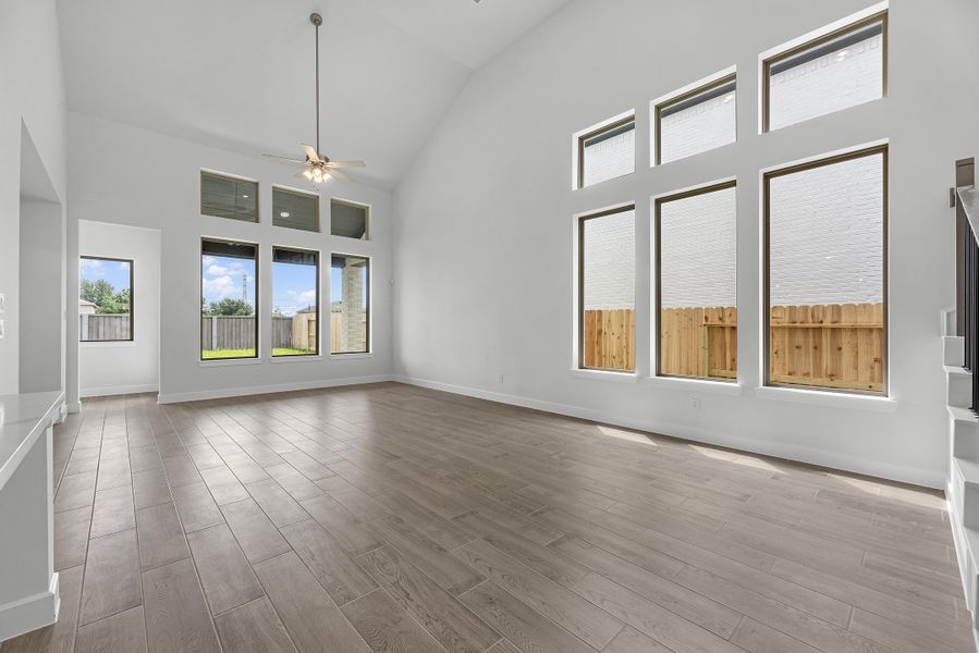 Spacious, unfurnished interior of a new home in The Grand Prairie, Hockley (Image 10).