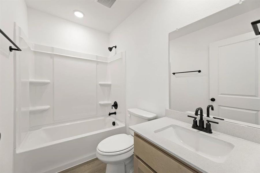 Furnished interior view inside a new home in Meadow Park, Melissa (Image 9). Furnished interior view inside a new home in Meadow Park, Melissa (Image 9).