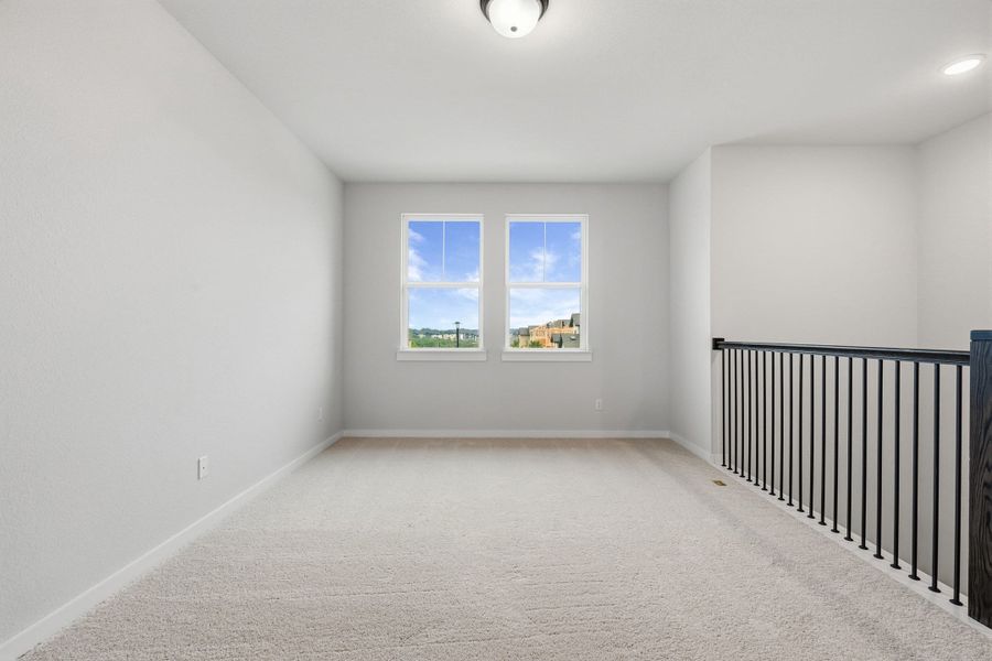 Spacious, unfurnished interior of a new home in Wolf Ranch, Georgetown (Image 42).