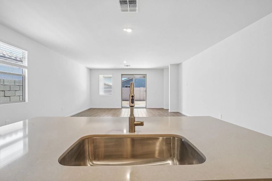 Kitchen island details