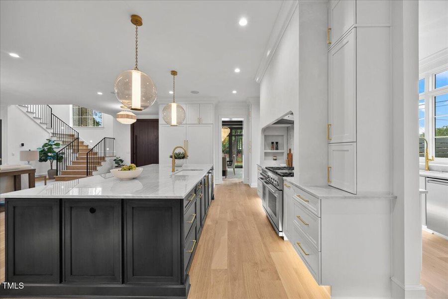 032-2A1A8257 032-2A1A8257