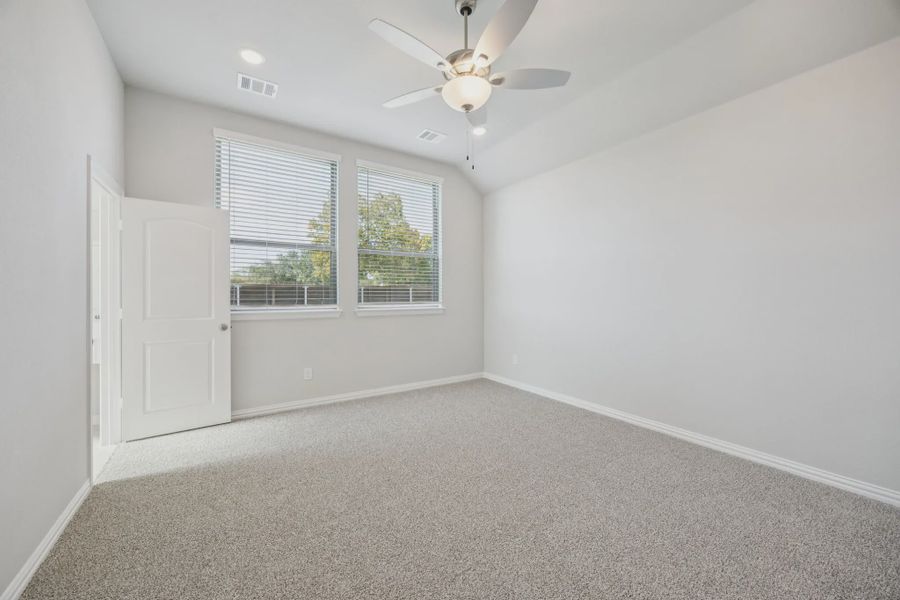 Spacious, unfurnished interior of a new home in Solterra Texas, Mesquite (Image 10). Spacious, unfurnished interior of a new home in Solterra Texas, Mesquite (Image 10).