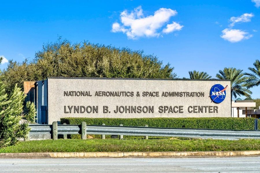 Quick drive to Johnson Space Center Quick drive to Johnson Space Center