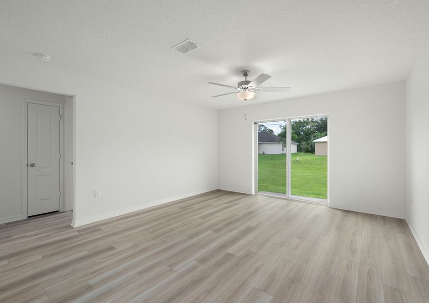 The family room is perfect for family gatherings. The family room is perfect for family gatherings.