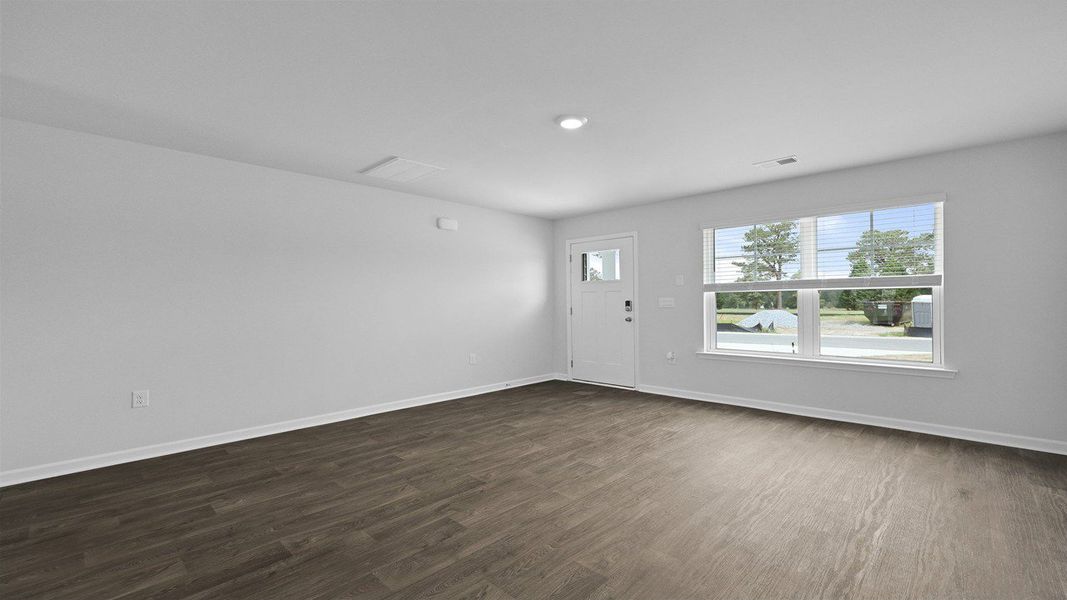 Spacious, unfurnished interior of a new home in Pineview North, Summerville (Image 19).