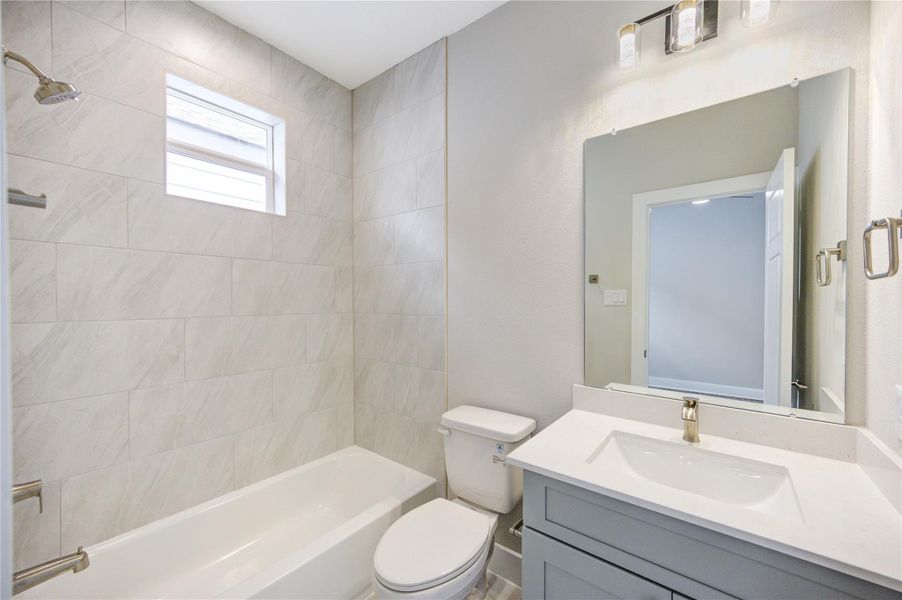 Furnished interior view inside a new home in , Houston (Image 8). Furnished interior view inside a new home in , Houston (Image 8).