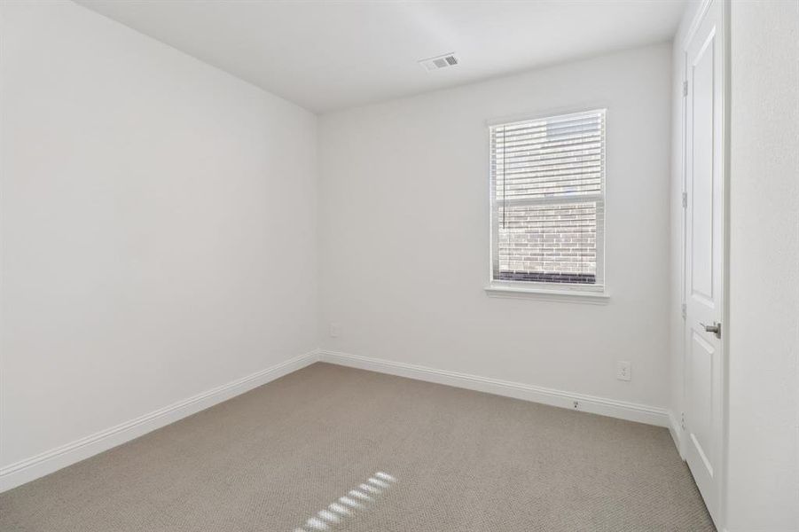 Spacious, unfurnished interior of a new home in Ashford Park - Texana Series, Corinth (Image 18).