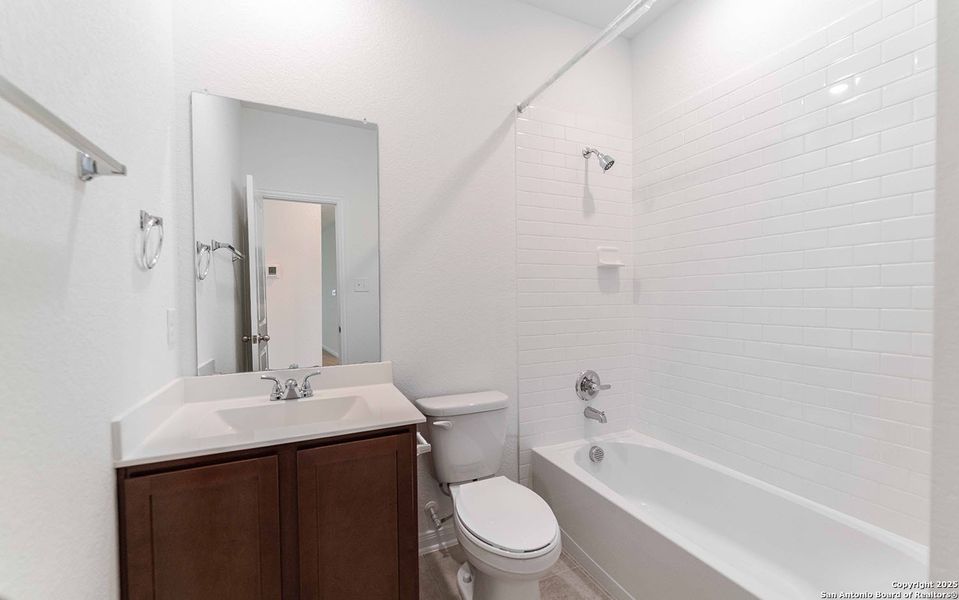 Furnished interior view inside a new home in Cloud Country, New Braunfels (Image 3). Furnished interior view inside a new home in Cloud Country, New Braunfels (Image 3).