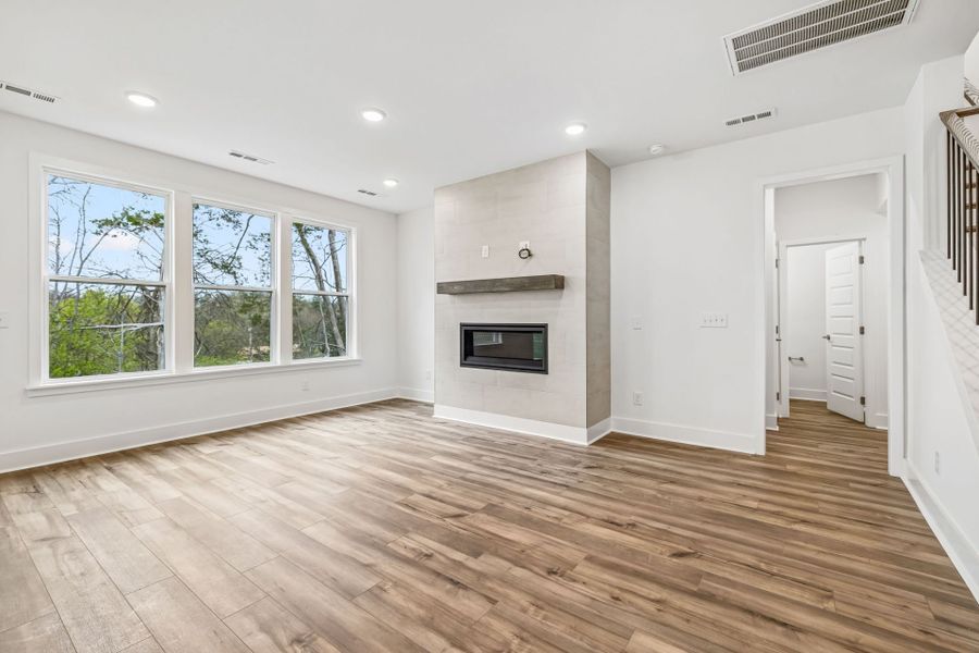 Spacious, unfurnished interior of a new home in Devonshire, Mount Juliet (Image 34).