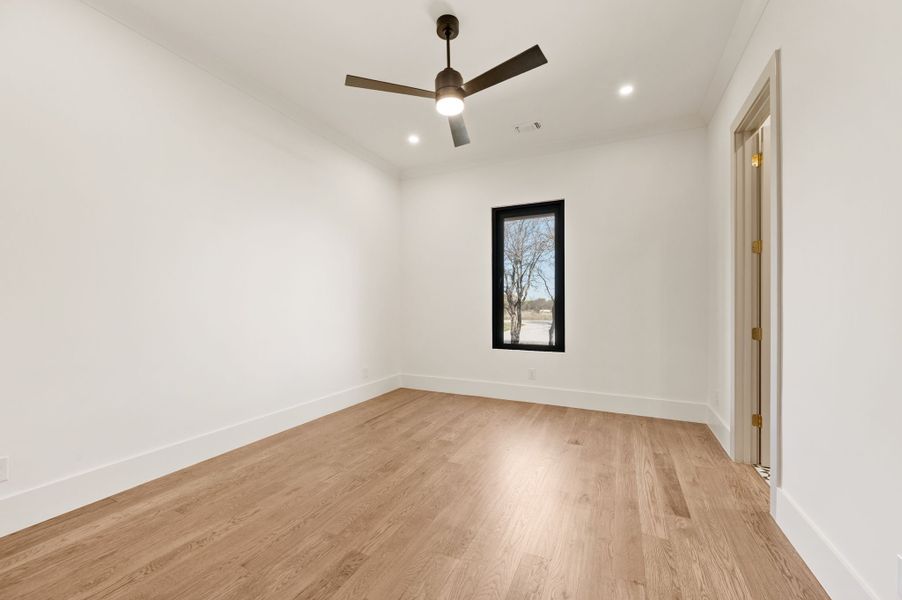 Spacious, unfurnished interior of a new home in Fleming Pointe, Fort Worth (Image 47).
