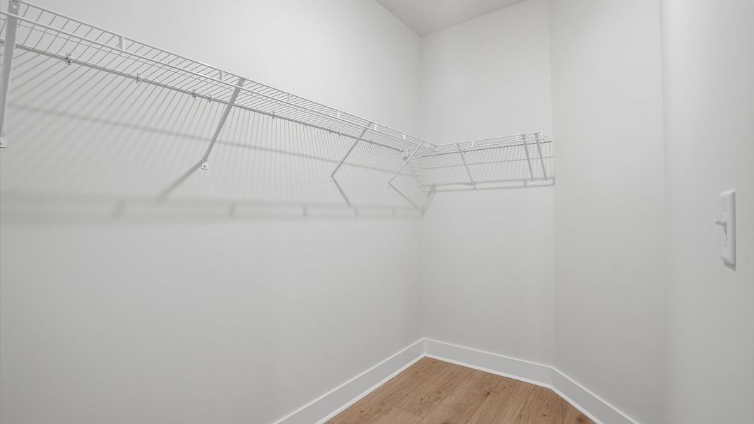 Walk-in Closet