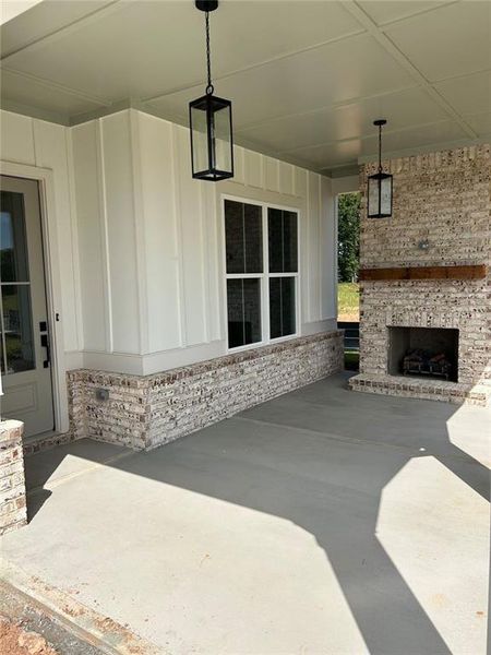 Exterior details and patio area of a home in , Gainesville (Image 3).
