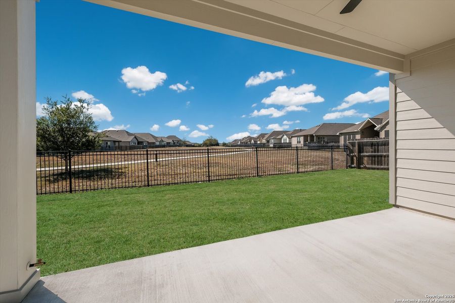 Exterior details and patio area of a home in Foxbrook, Schertz (Image 19).