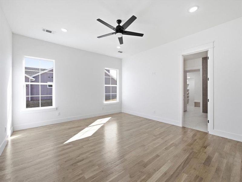 Spacious, unfurnished interior of a new home in , Midlothian (Image 30). Spacious, unfurnished interior of a new home in , Midlothian (Image 30).