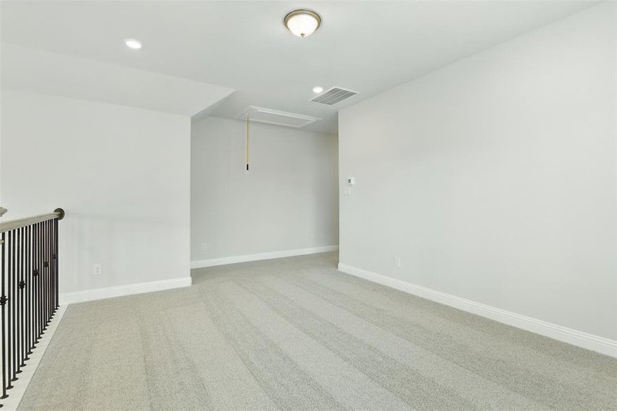 Spacious, unfurnished interior of a new home in Evergreen 40', Conroe (Image 20).