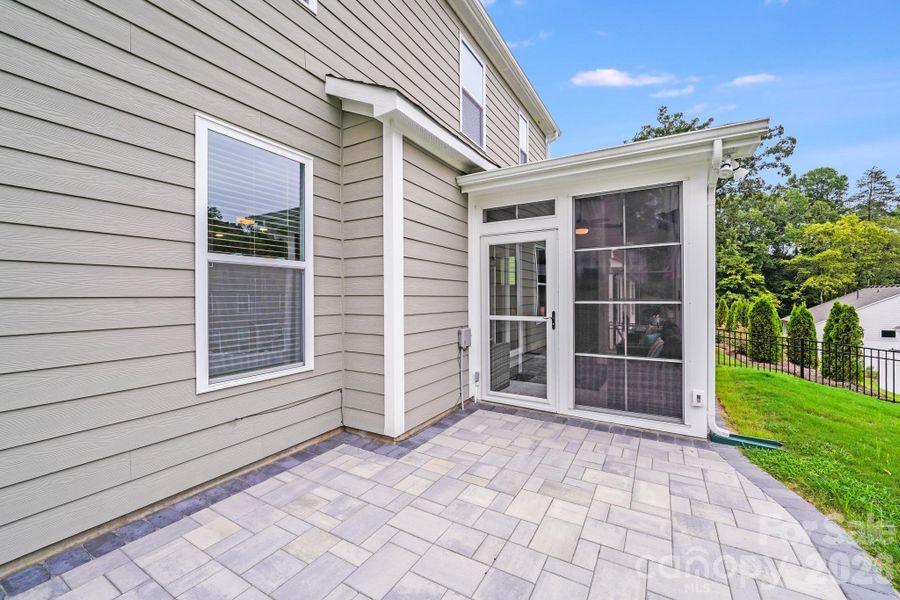 Exterior details and patio area of a home in , Charlotte (Image 3).