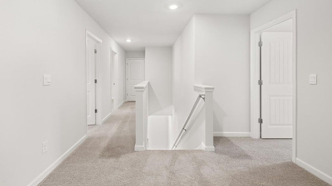 Spacious, unfurnished interior of a new home in Thompson Ridge, Dallas (Image 21). Spacious, unfurnished interior of a new home in Thompson Ridge, Dallas (Image 21).