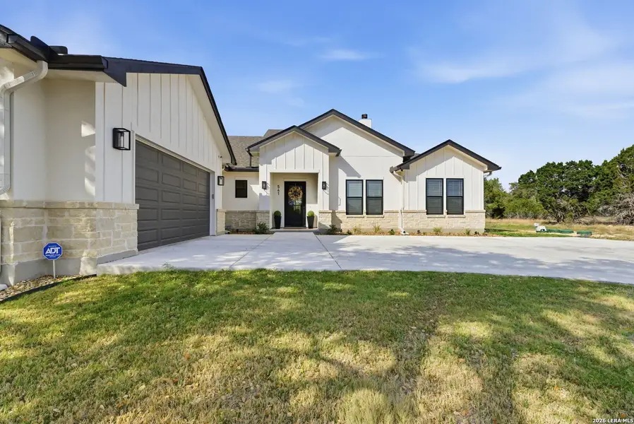 Exterior details and patio area of a home in , Bandera (Image 32).