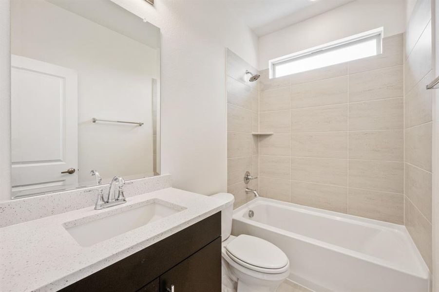 Furnished interior view inside a new home in ArrowBrooke Elements, Aubrey (Image 8). Furnished interior view inside a new home in ArrowBrooke Elements, Aubrey (Image 8).