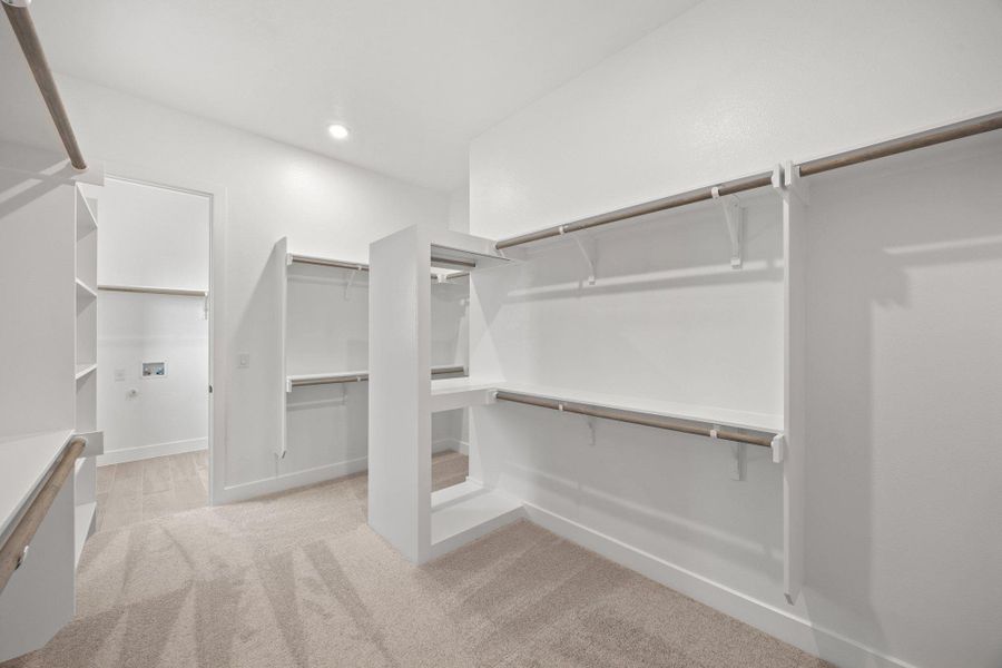 Spacious, unfurnished interior of a new home in Santa Rita Ranch - 60', Liberty Hill (Image 22). Spacious, unfurnished interior of a new home in Santa Rita Ranch - 60', Liberty Hill (Image 22).